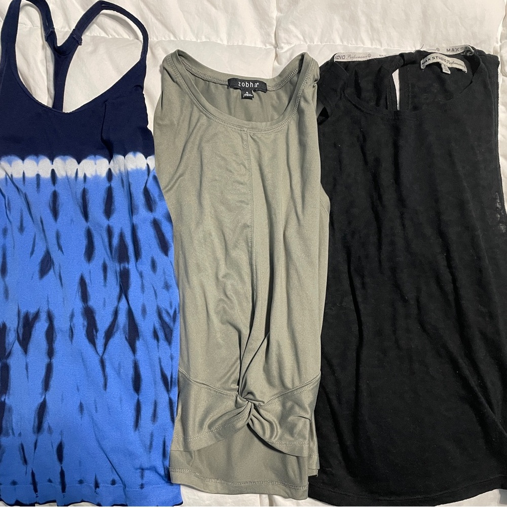 Set of 3 Tanks size small